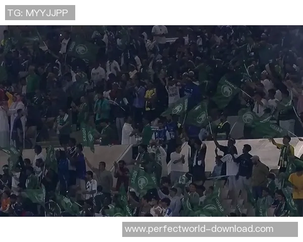 足总杯惊现冷门尤文图斯小胜AC米兰红牌事件引发全场热议