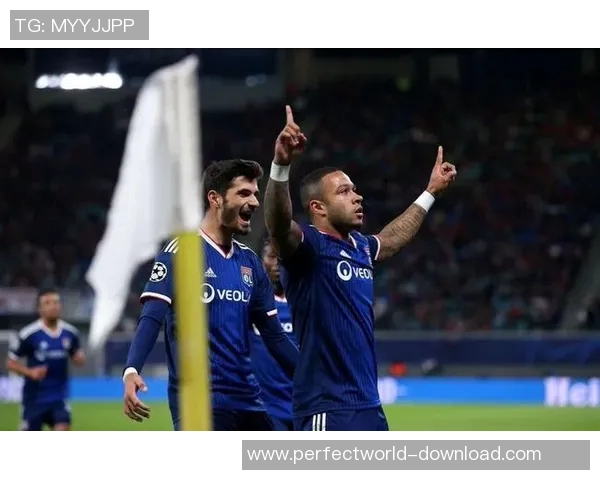 友谊赛惊现冷门里昂大胜莱比锡乌龙球成焦点