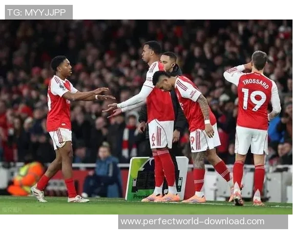 欧联杯精彩对决阿森纳险胜里昂乌龙球引发全场热议