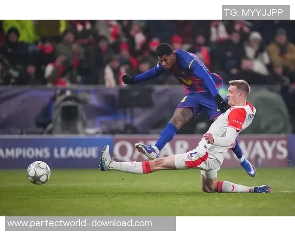 足总杯激战曼联与巴萨握手言和双方均无建树引发全场热议