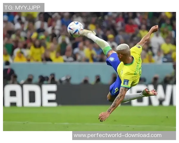 世界杯波尔图与拜仁激战成平局战术分析揭示关键瞬间与精彩表现