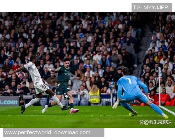 英超激战:皇马险胜热刺乌龙球成比赛转折点分析 英超激战:皇马险胜热刺乌龙球成比赛转折点分析