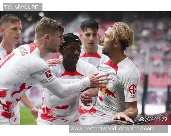 世界杯精彩对决莱比锡与AC米兰1比1平局战术解析与神扑回顾