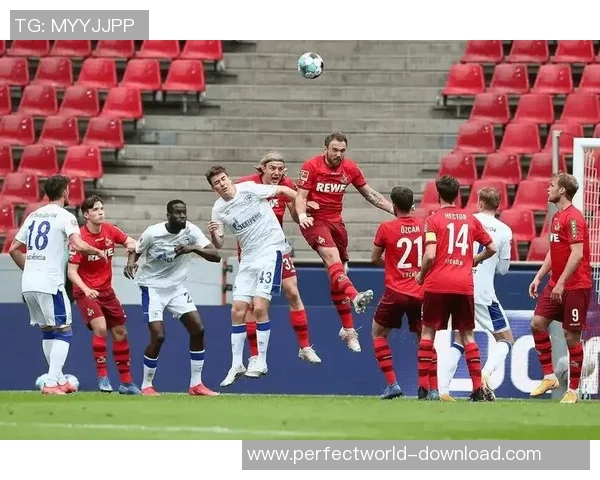 中超激战：多特蒙德逆转利物浦4-3全场沸腾瞬间回顾与分析